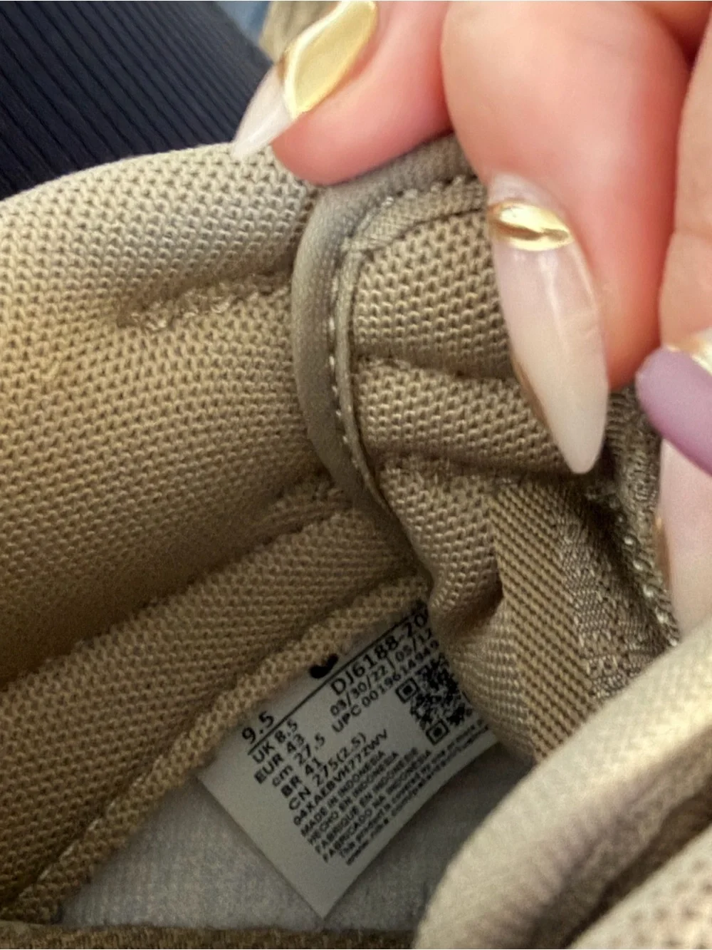 Nike stylish low